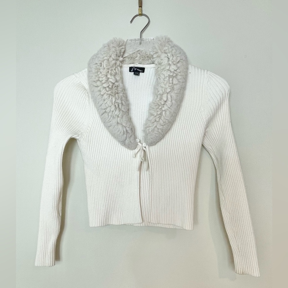 Art Class Girls’ cream Ribbed Sweater
